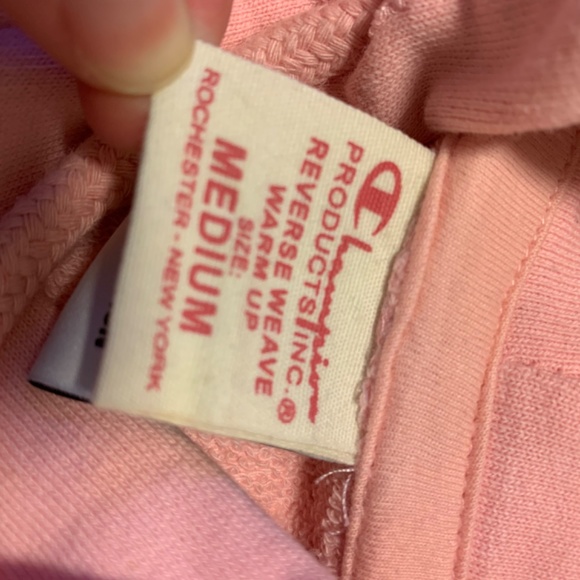 Vetements x Champion pink sweatshirt - Picture 6 of 7